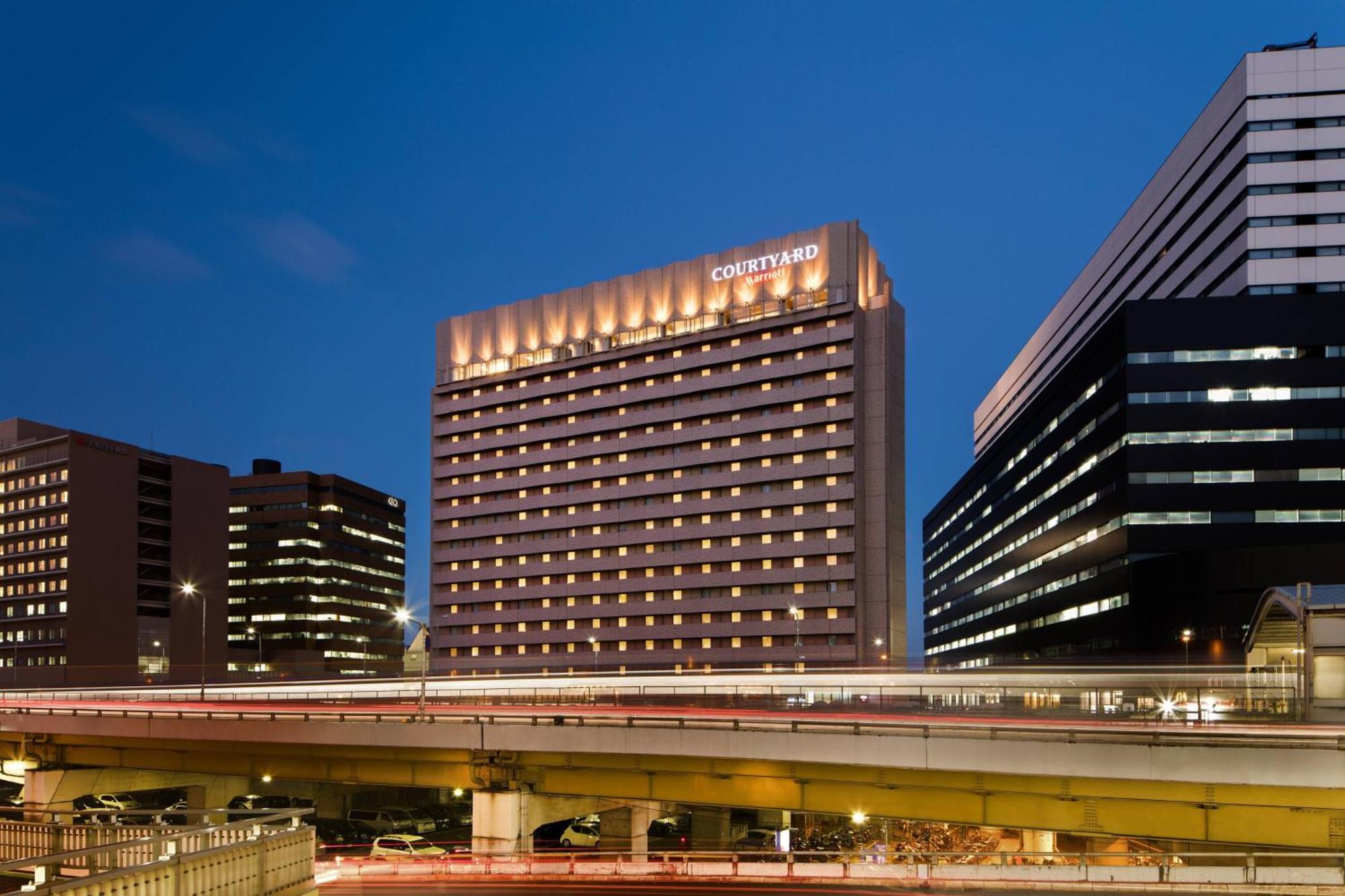 Hotel Courtyard By Marriott Shin-Osaka Station Esterno foto