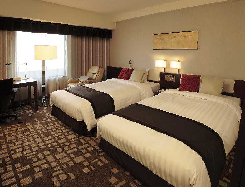 Hotel Courtyard By Marriott Shin-Osaka Station Esterno foto Deluxe twin room